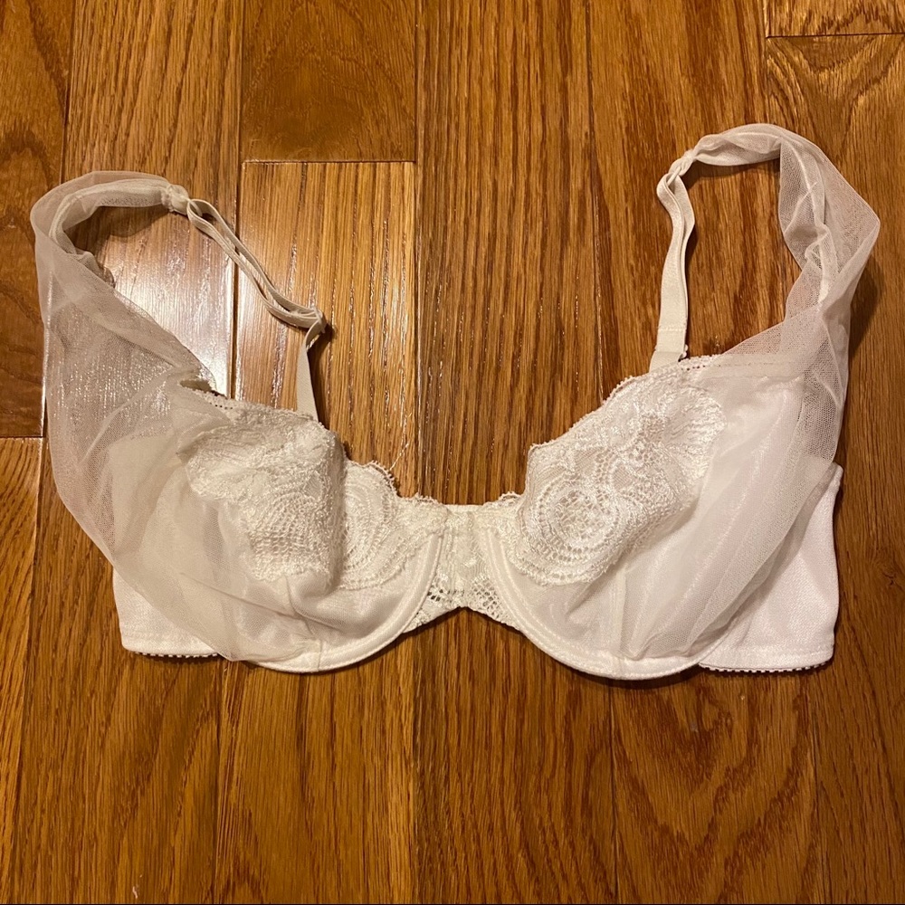 Vintage Victoria’s Secret Bra
